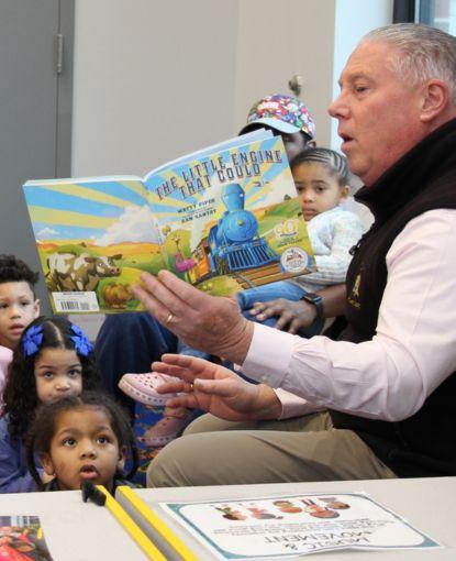 John McDonald reading Little Engine That Could to Kids